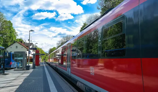 Deutsche Bahn Gd2f65fbf1 1920