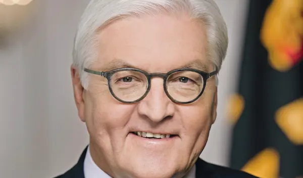 Steinmeier Offizielles Portraet Quer ©Bundesregierung Steffen Kugler
