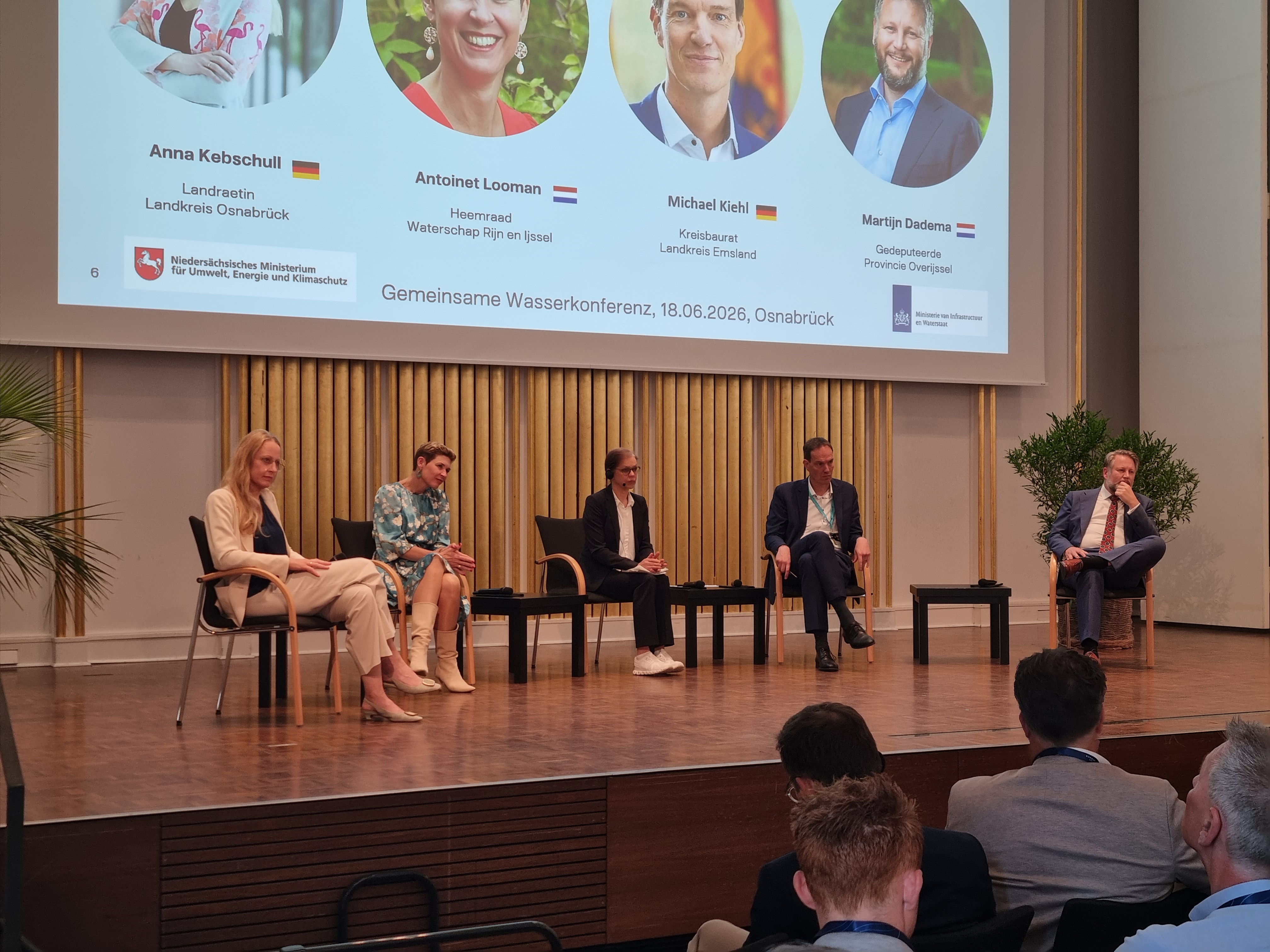 De paneldiscussie met Antoinet Looman, Martijn Dadema,  Anna Kebschull en Michael Kiehl